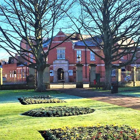 Kings Park Hotel Retford Extérieur photo