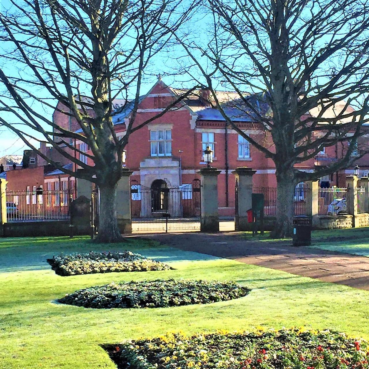 Kings Park Hotel Retford Extérieur photo